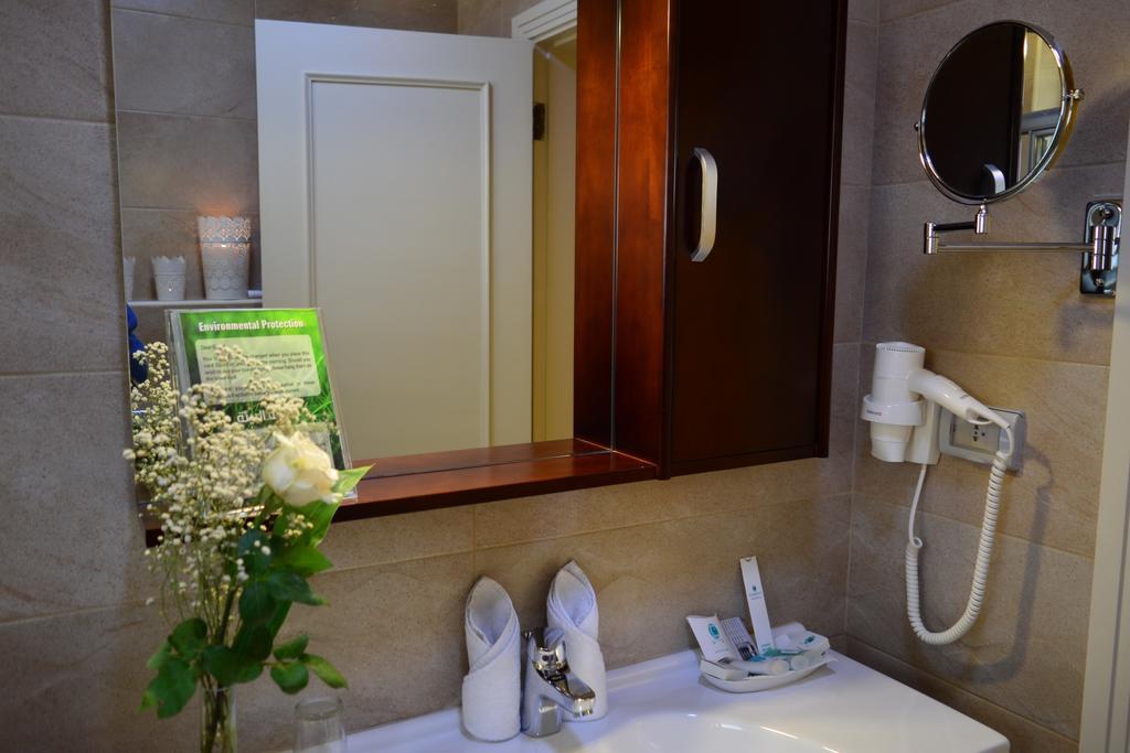 Comfort Hotel Suites Amman Exterior foto